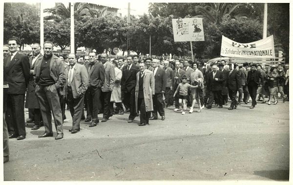 Manifestation de la SIA et exilés espagnols à Oran 1er mai 1946