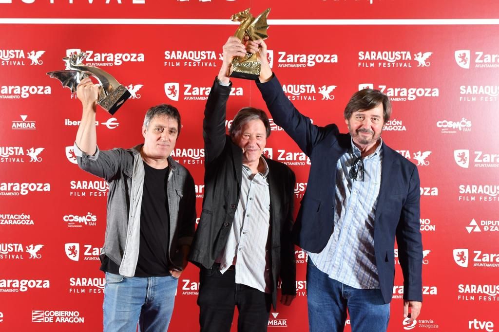Remise des prix du meilleur documentaire et du meilleur scénario au festival de Zaragoza