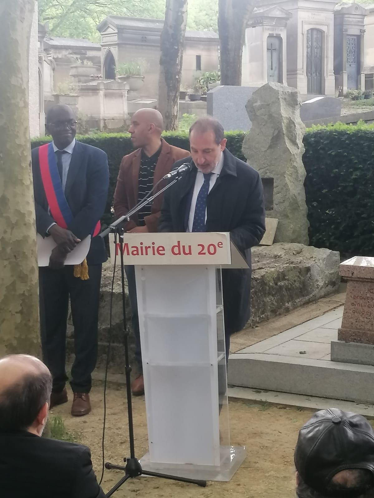 Monsieur Ramon Espadaler Parcerisa, Représentant du Gouvernement catalan, ministre de la justice chargé de la mémoire démocratique pour le gouvernement catalan.