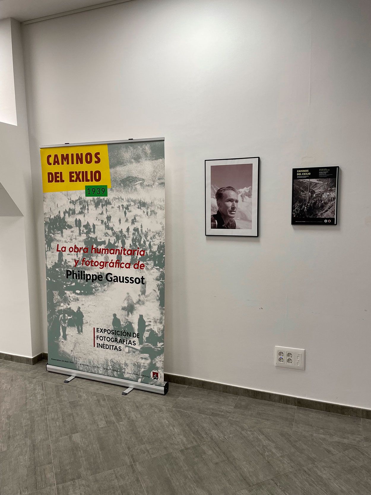 Entrée-de-l'expo
