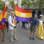Isana Campos et le drapeau de la République espagnole de nos amis de Mher 89 Yonne