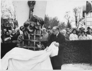 D.-Mayer-13-avril-69-Inauguration-Monument-FEDIP-