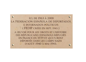 Plaque